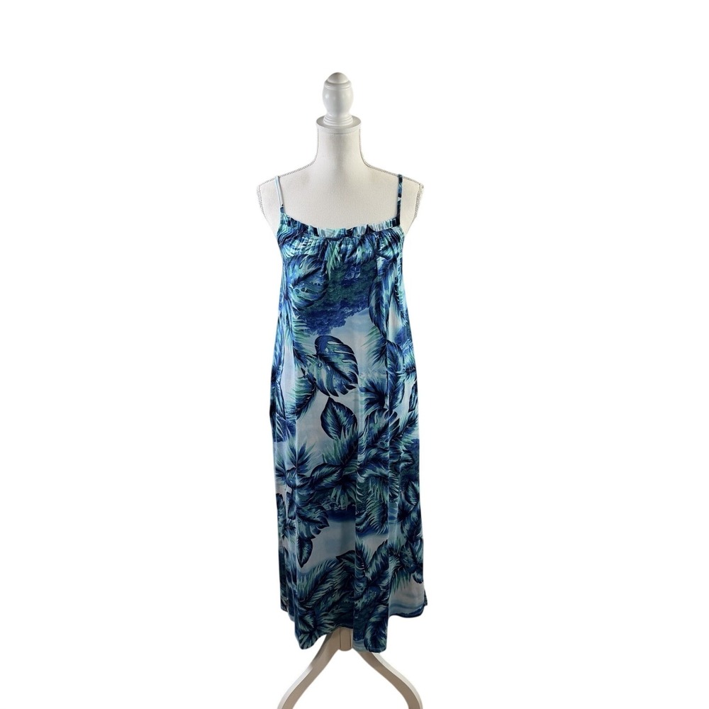 Lilac + Loudon Palm Isand Lounge Dress Size Small